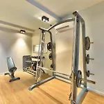 Urban Flat 17 - Pretty 3 Bedroom Flat In דירה פריז