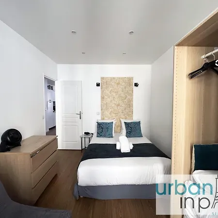 Urban Flat 17 - Pretty 3 Bedroom Flat In *
