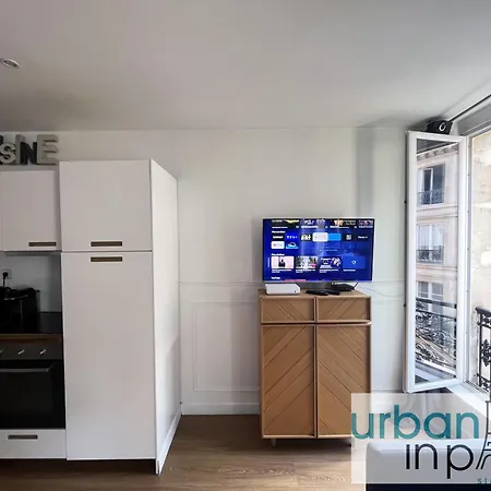 Apartament Urban Flat 17 - Pretty 3 Bedroom Flat In