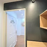 Urban Flat 17 - Pretty 3 Bedroom Flat In Párizs