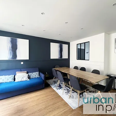 Urban Flat 17 - Pretty 3 Bedroom Flat In *