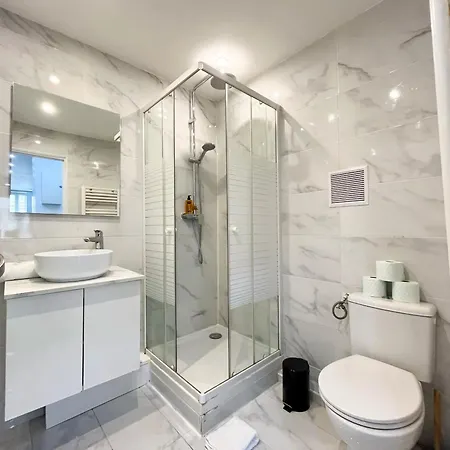 Urban Flat 17 - Pretty 3 Bedroom Flat In Апартаменты *