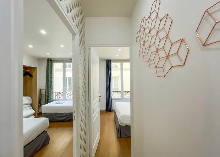 Urban Flat 17 - Pretty 3 Bedroom Flat In Париж