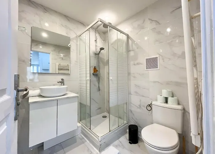 Urban Flat 17 - Pretty 3 Bedroom Flat In Апартаменты *