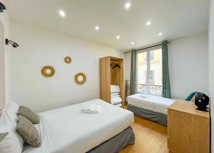 Апартаменты Urban Flat 17 - Pretty 3 Bedroom Flat In Париж