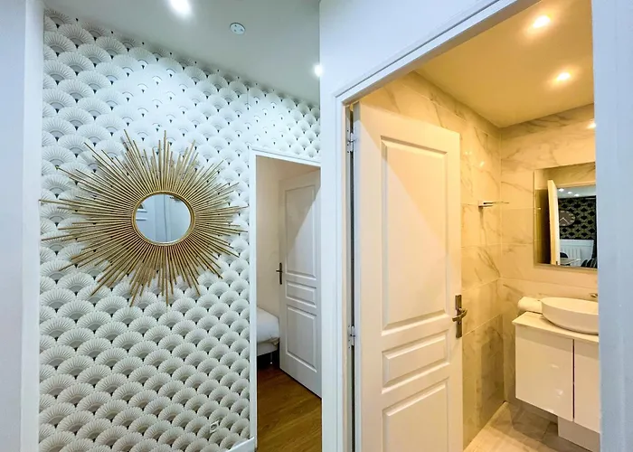 Urban Flat 17 - Pretty 3 Bedroom Flat In